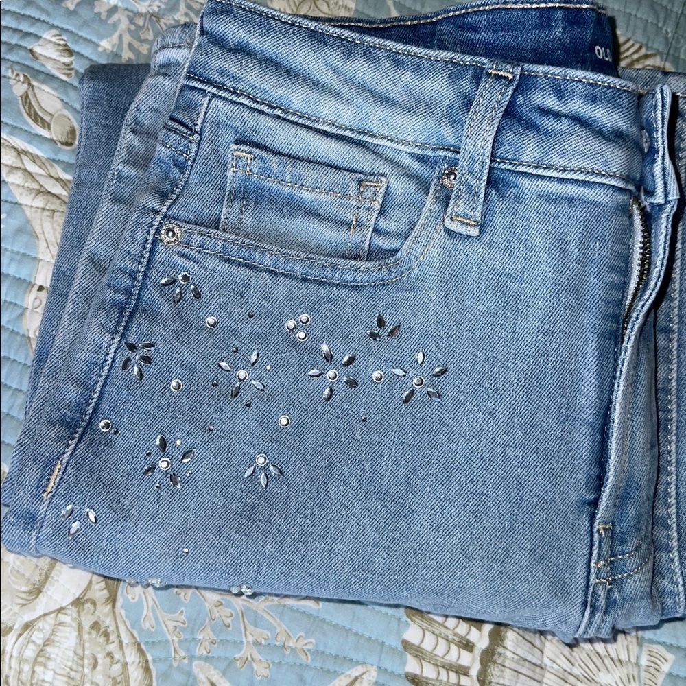 Old Navy Light Blue Ankle Jeans with Silver Floral Studs